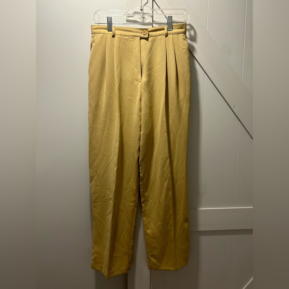 Women’s Gold Pants in Size Petite - Country Classics by Koret Brand